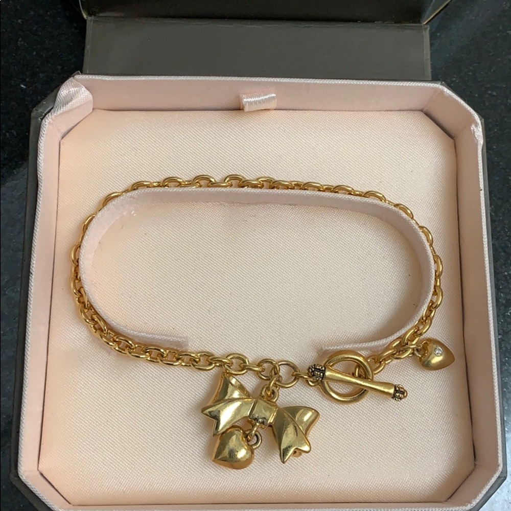 Juicy bow bracelet